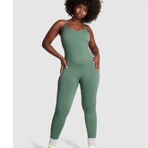 Like New! PINK VS The Wave Soft Seamless Onesie in Fresh Forest in Size L